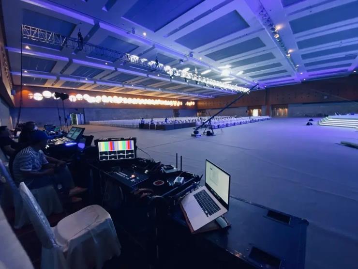 现场直播设备人员如何选择？/宣传片拍摄-企业宣传片拍摄-企业宣传片-三维动画制作-制作宣传片公司-影视公司